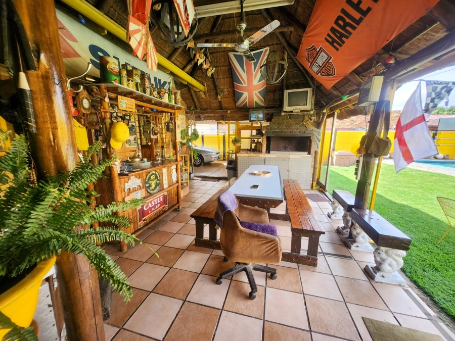 3 Bedroom Property for Sale in Ellaton North West